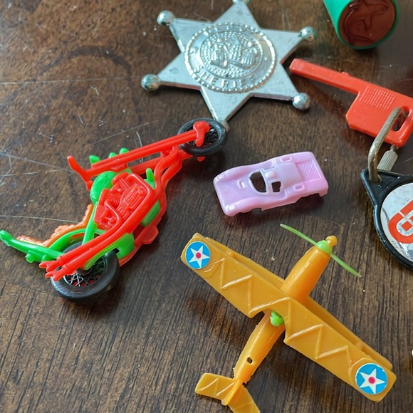 Vintage 70s/80s toybox, toys, bundled as a set - Picture 2 of 10